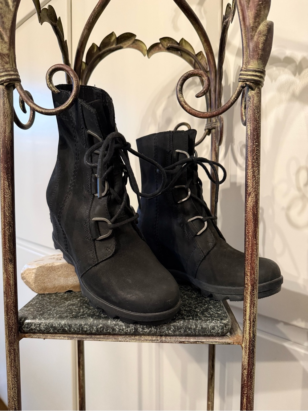 Sorel Black Lace-Up Wedge Ankle Boots